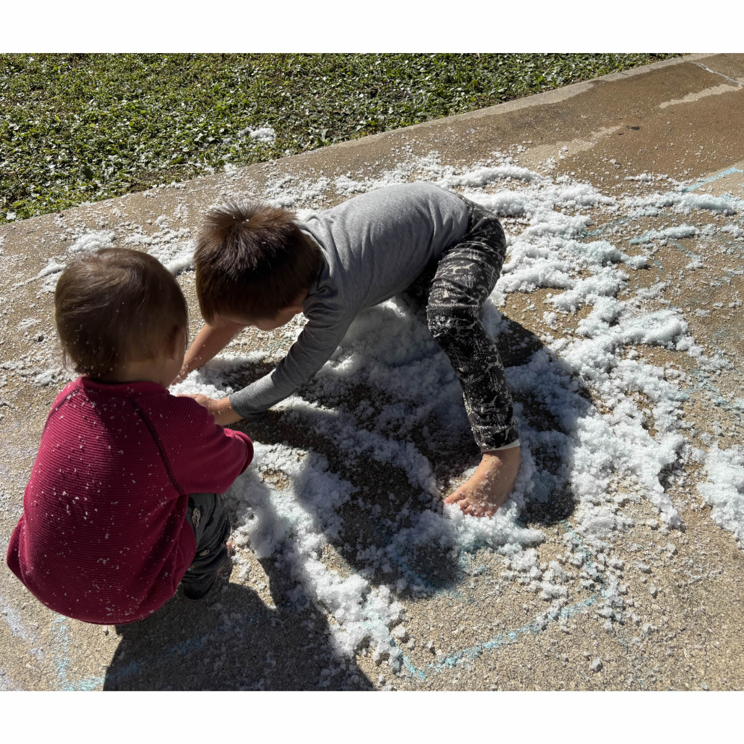 Fun & Educational Instant Snow Powder for Kids' Parties and Activities – Wholesale Prices Available!