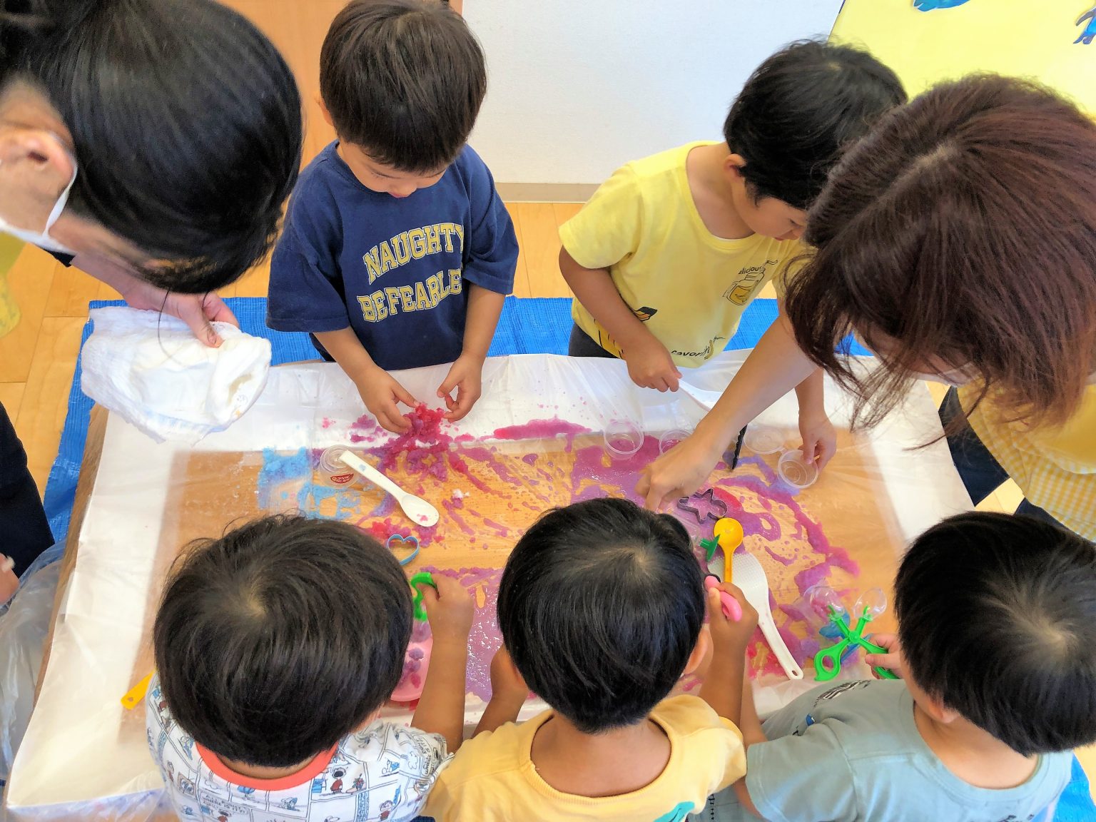 8 oz Super Absorbent Polymer Powder (Sodium Polyacrylate) – Diaper Gel for Science Experiments, Sensory Play, Magic Tricks & DIY Projects